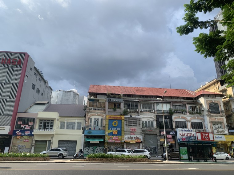 Mặt bằng trung tâm TP.HCM ế ẩm, vắng bóng khách thuê ảnh 9
