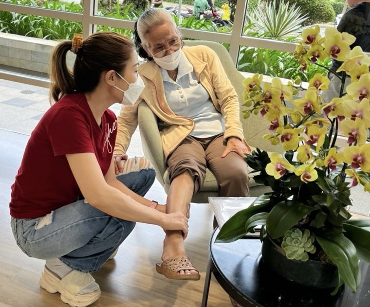 Vợ chồng cùng mắc bệnh ung thư, nhưng Manulife vẫn không chịu trả tiền ảnh 1