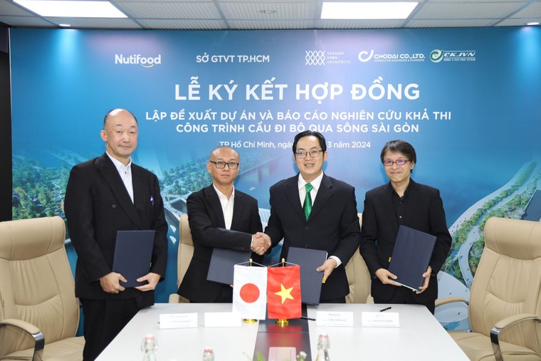 Nutifood công bố đối tác đầu tiên thực hiện dự án cầu đi bộ qua sông Sài Gòn ảnh 1