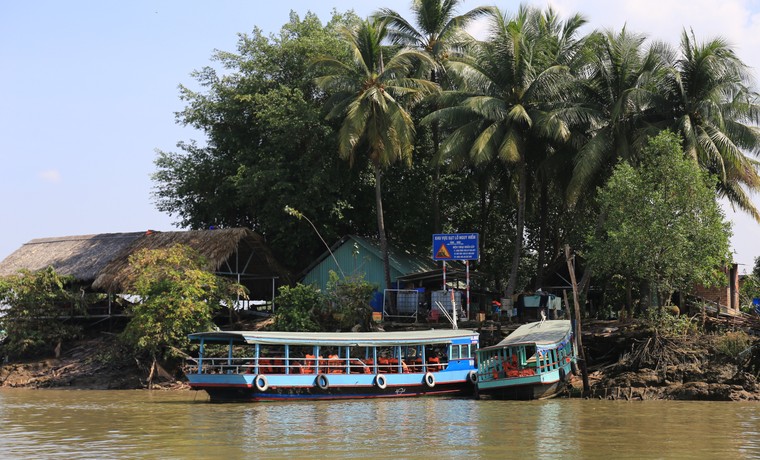 Phát Đạt được ưu ái ra sao ở các dự án BT? - Bài 2: Hạ tầng Khu Cổ đại ì ạch, dang dở, bỏ hoang ảnh 5