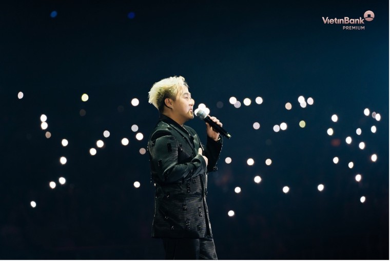 Bùng nổ cảm xúc với đêm nhạc Sống trọn tinh hoa đánh dấu hành trình 10 năm VietinBank Premium ảnh 5