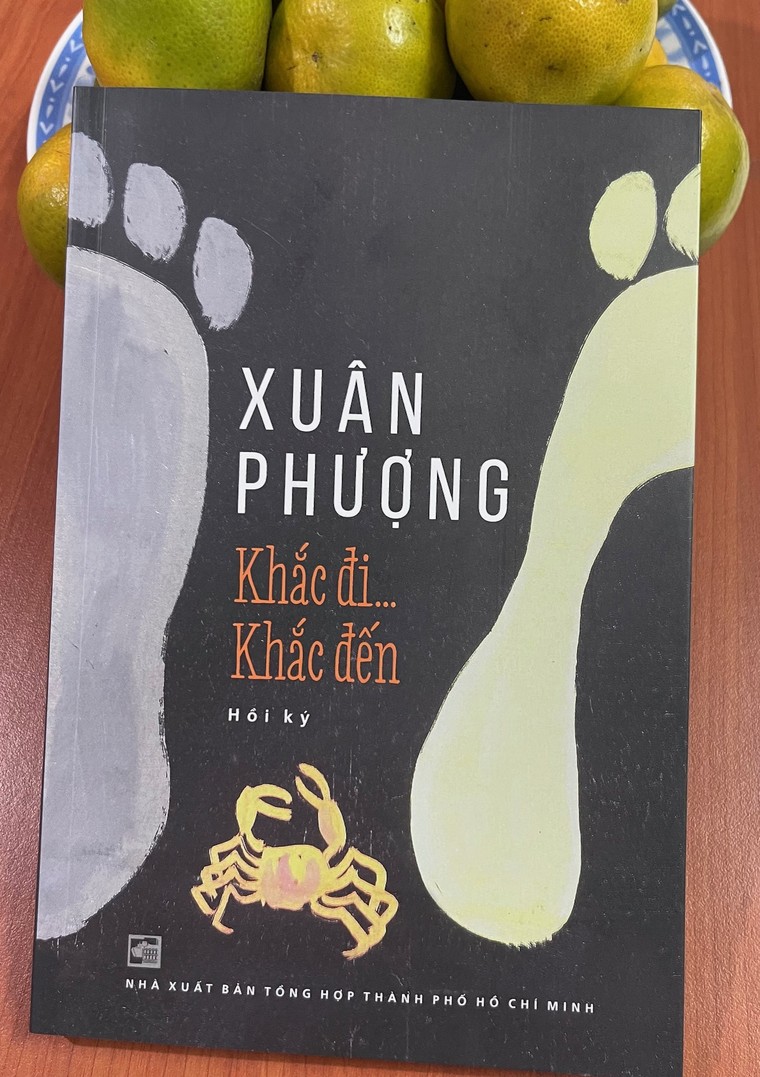 Từ “gánh gánh gồng gồng” vào chiến khu đến “bà đỡ” của họa sĩ trẻ ảnh 2