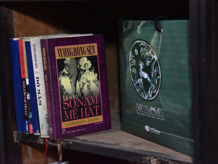 Vụ mất 23 tủ sách quý của cụ Vương Hồng Sển: Sở Văn hoá Thể thao TP HCM đang lúng túng? ảnh 3