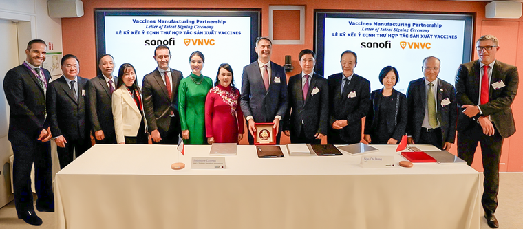 VNVC và Sanofi ký kết tiến tới hợp tác sản xuất vắc xin tại Việt Nam ảnh 2