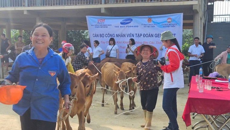 Hỗ trợ sinh kế cho gần 250 gia đình các tỉnh phía Bắc bị thiệt hại bởi bão Yagi ảnh 4