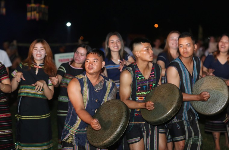 Khai mạc ngày hội văn hóa – thể thao dân tộc thiểu số tỉnh Lâm Đồng ảnh 3