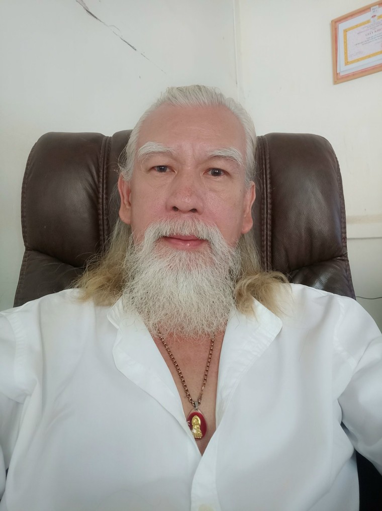 Vĩnh biệt nhà thơ trào phúng, luật sư Lý Đại Long ảnh 1