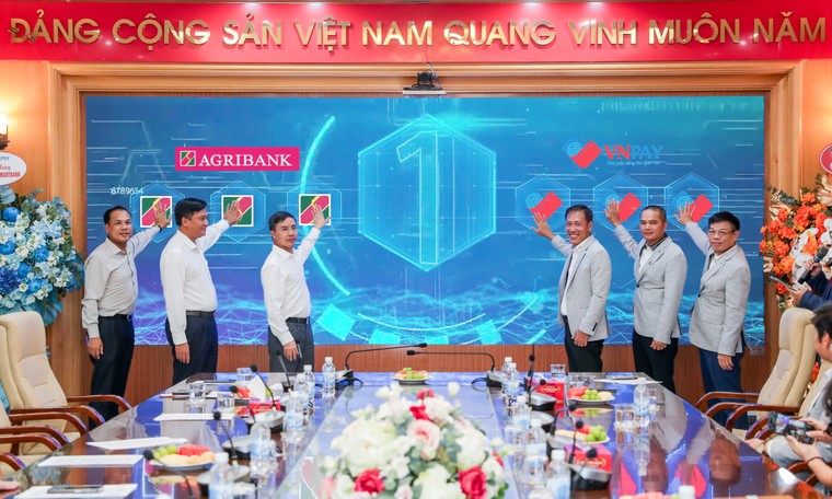 Agribank chính thức ra mắt Giải pháp Open Smartbank ảnh 1