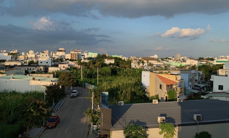 An Giang: Nguyên cán bộ Tỉnh mất nhà ra chòi ở chờ công lý ảnh 1