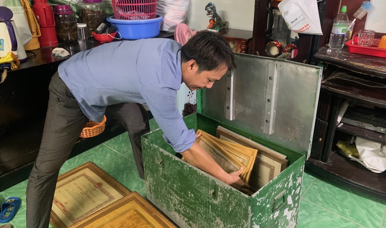 An Giang: Nguyên cán bộ Tỉnh mất nhà ra chòi ở chờ công lý ảnh 5