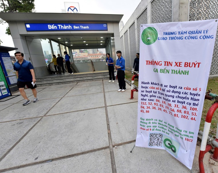 Lần đầu đi Metro! ảnh 18