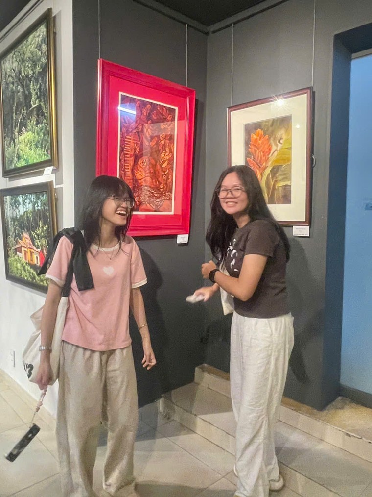 20 năm mỹ thuật nhân ái ảnh 2