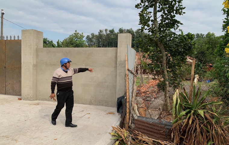 TP.HCM: Nhóm người lạ chiếm nhà dân, đập phá tài sản và doạ chém ảnh 3