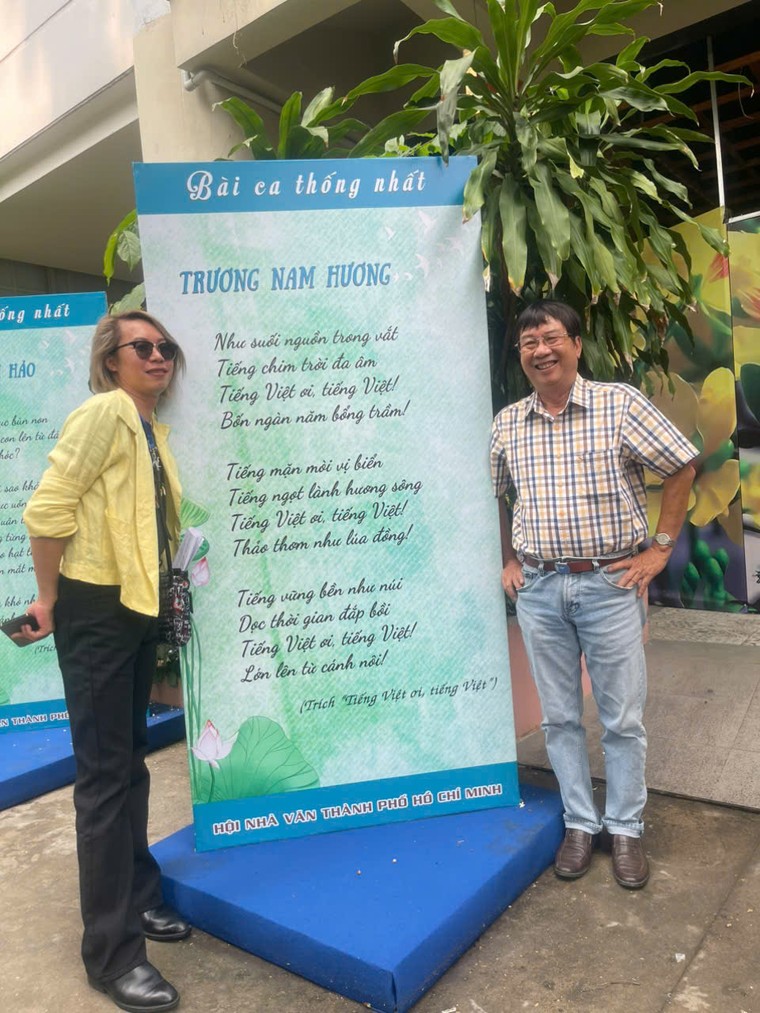 Ngày thơ Việt Nam tại TPHCM: Bài ca thống nhất! ảnh 6