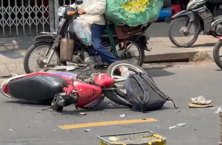 Trên đường đi giao hàng, nam shipper bị xe tải tông tử vong ảnh 1