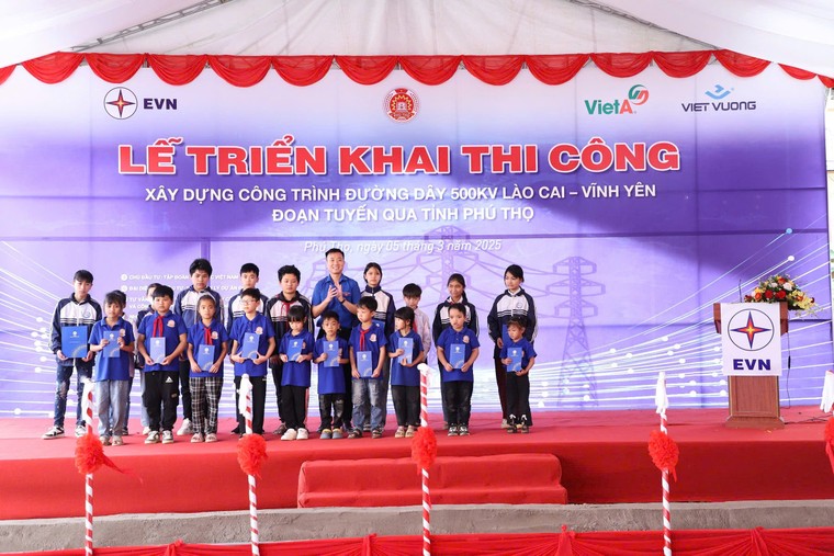 Triển khai thi công đường dây 500kV Lào Cai - Vĩnh Yên đoạn tuyến qua tỉnh Phú Thọ ảnh 4