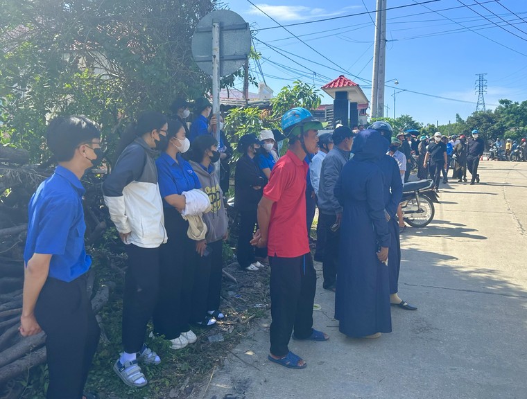 An táng nguyên Chủ tịch nước Trần Đức Lương tại quê nhà ảnh 1