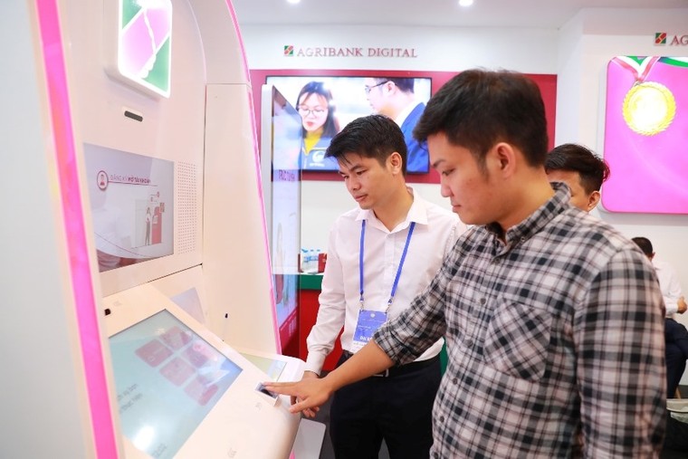 Agribank - Tiên phong đổi mới sáng tạo, chuyển đổi số để phát triển bền vững ảnh 6