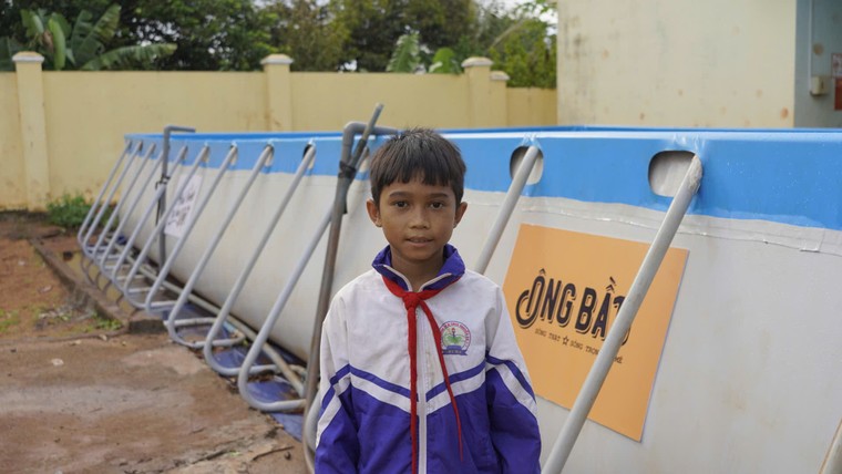 Qũy phát triển tài năng Việt trao tặng hồ dạy bơi miễn phí cộng đồng tại Gia Lai ảnh 2