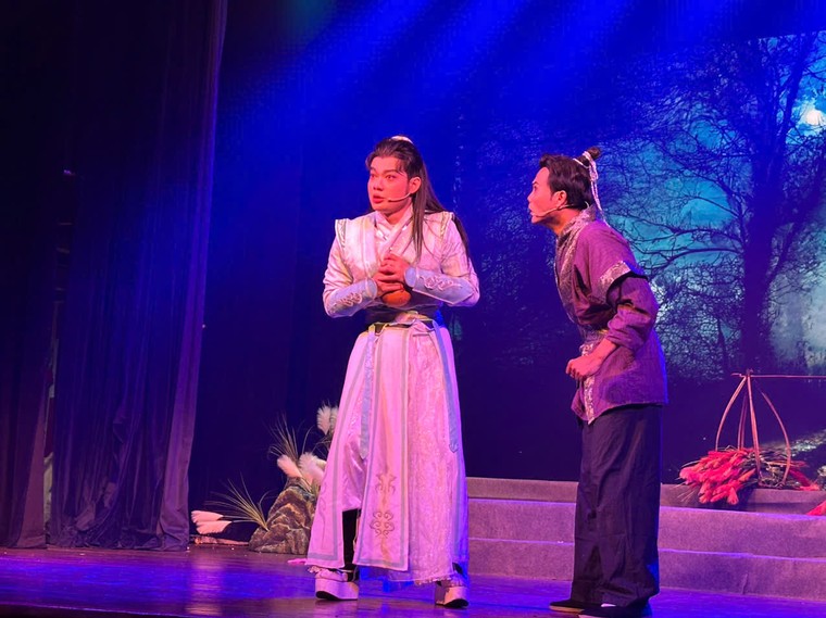 Sắc thái tươi trẻ của “Gánh cỏ sông Hàn” phiên bản mới ảnh 2