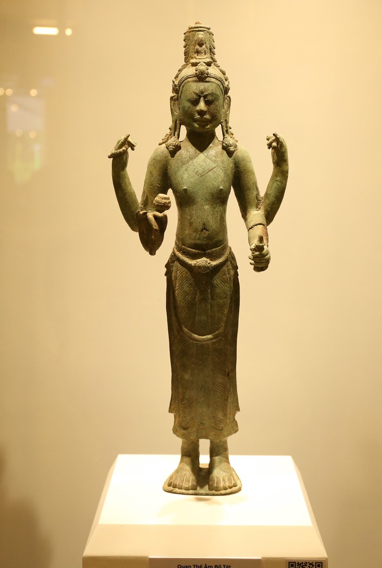 Chiêm ngưỡng “Bảo vật quốc gia - Những kiệt tác di sản tại TP.HCM” ảnh 11