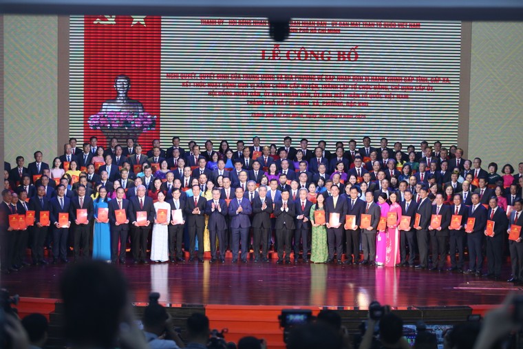 Tổng Bí thư Tô Lâm: “Đội ngũ đã chỉnh tề, hàng lối đã ngay ngắn, cả dân tộc cùng vươn tới tương lai” ảnh 5