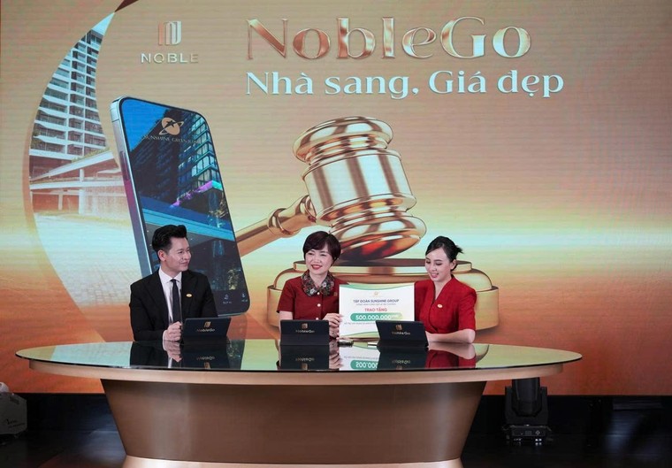 Khách ủng hộ 500 triệu thiện nguyện, Sunshine Group giảm thêm 1,5 tỷ ngay trên sóng livestream ảnh 2