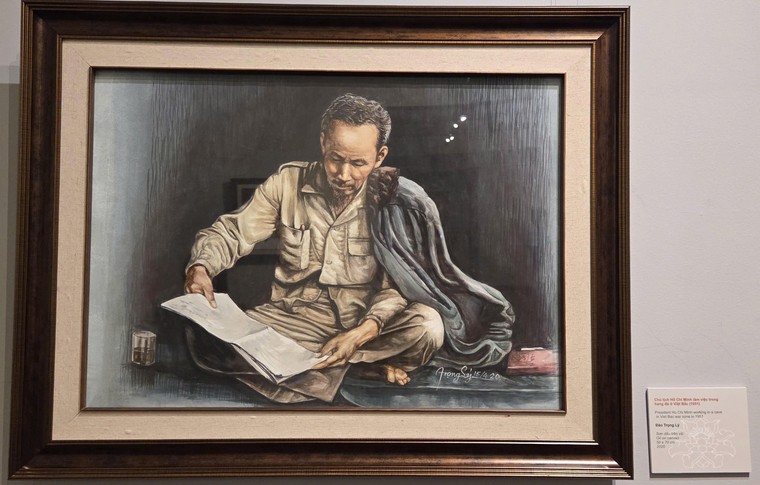 Khai mạc trưng bày chuyên đề “Hồ Chí Minh - Chân dung một con người” ảnh 1