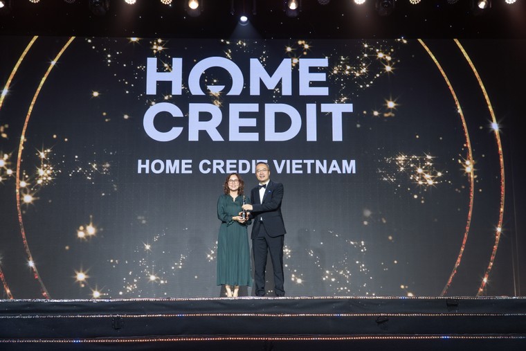 Home Credit 5 năm liên tiếp giữ vững danh hiệu 'Nơi làm việc tốt nhất châu Á' ảnh 1