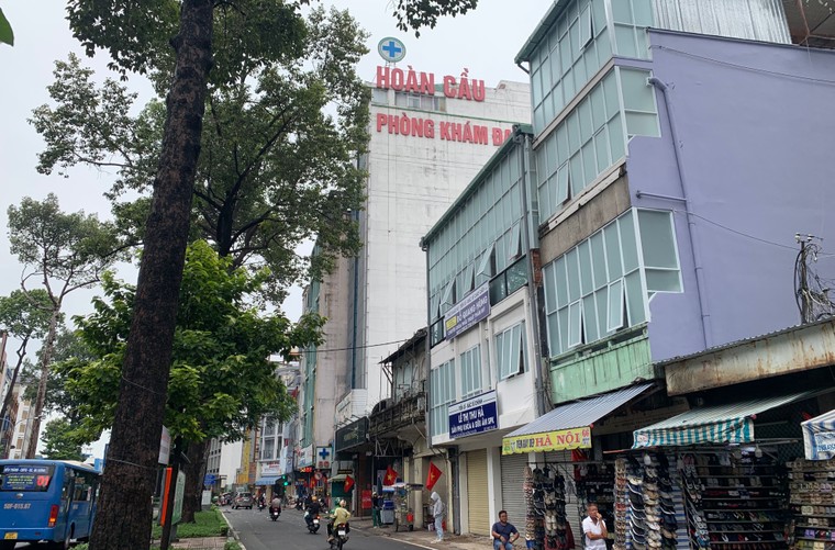 Phòng khám “đen” Hoàn Cầu - Bài 2: Đã phạt 7 lần, cần chuyển hồ sơ sang cơ quan điều tra?! ảnh 1