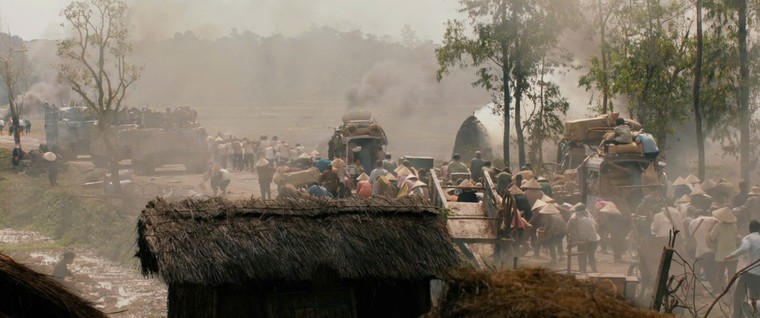 Tính nữ trong “Mưa đỏ” của Đặng Thái Huyền khác “Địa đạo” thế nào? ảnh 3