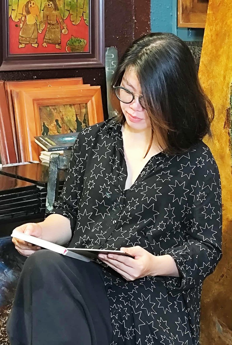 “Những vì sao trong đêm” của nữ họa sĩ Kim Uyên ảnh 1