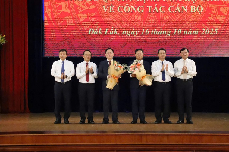 Bộ Chính trị điều động, chỉ định Bí thư mới tại nhiều địa phương miền Trung và Tây Nguyên ảnh 2