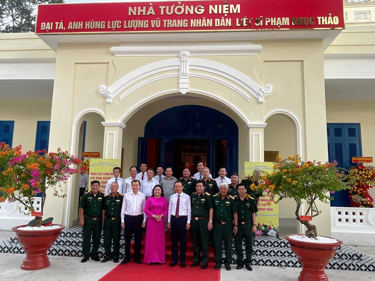 Khánh thành Nhà tưởng niệm Đại tá, Anh hùng LLVTND, Liệt sĩ Phạm Ngọc Thảo ảnh 2