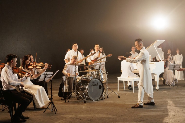 MV “Việt Nam tinh hoa” góp mặt với Lam Trường, Isaac, Bùi Công Nam Nguyễn Hùng… ảnh 2