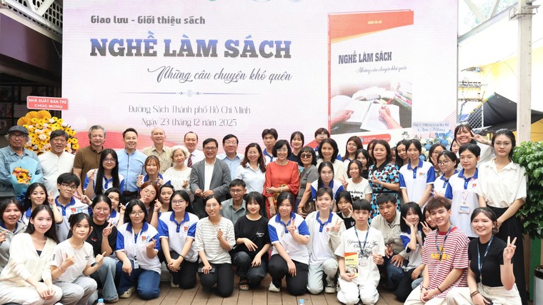 Hậu trường “Nghề làm sách - Những câu chuyện khó quên” ảnh 2