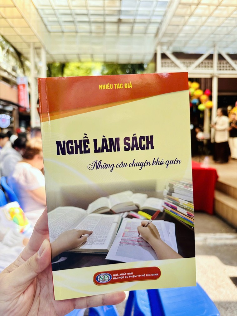 Hậu trường “Nghề làm sách - Những câu chuyện khó quên” ảnh 1