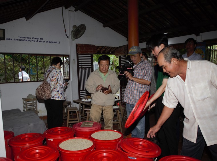 Lạc vào… Lạc Địa! ảnh 1