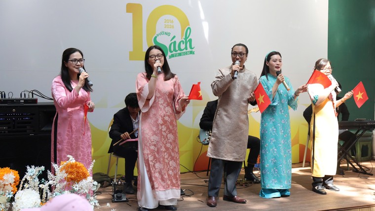 Đường sách TP.HCM: 10 năm hành trình lan tỏa tri thức và giá trị văn hóa tốt đẹp ảnh 2