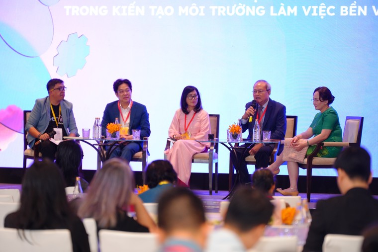 Vai trò của lãnh đạo và văn hóa trong kiến tạo môi trường làm việc bền vững ảnh 1