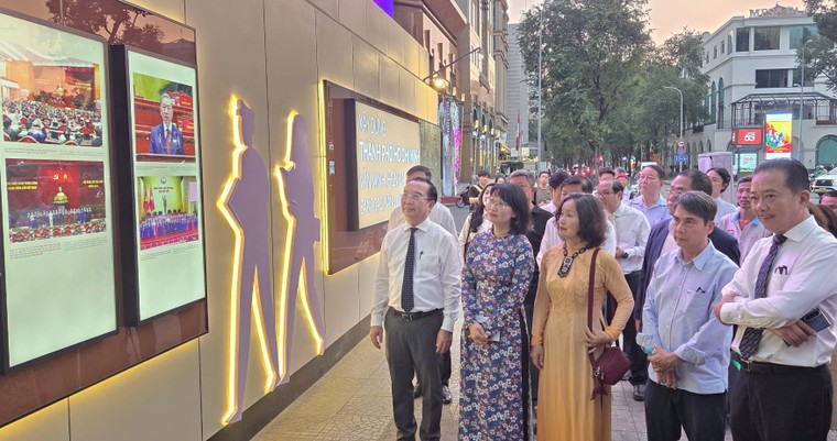 Khánh thành Con đường Nhiếp ảnh TP.HCM ảnh 2