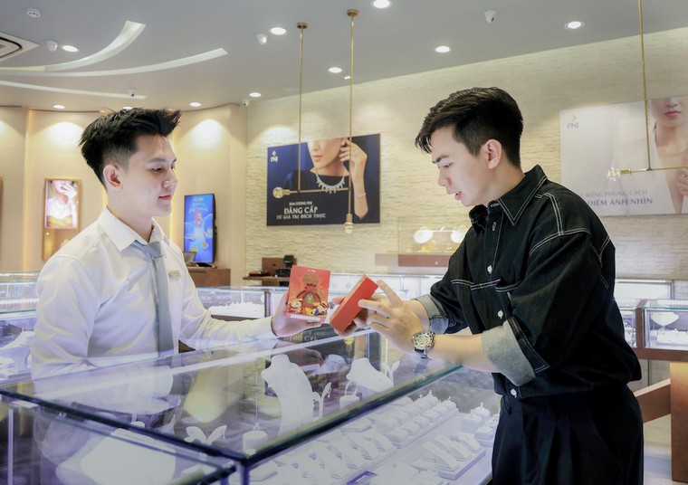 PNJ làm mới danh mục sản phẩm đón Tết Bính Ngọ và Vía Thần Tài ảnh 1