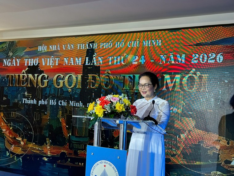 Rộn ràng khai hội thơ Nguyên tiêu tại TPHCM ảnh 1