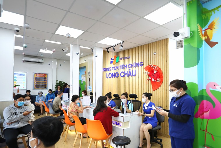 Sau Tết, cúm mùa bùng lên “càn quét” dữ dội ảnh 2