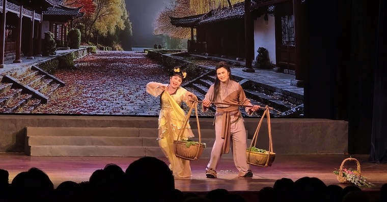 Vở cải lương “Gánh cải trạng nguyên” trở lại ảnh 2