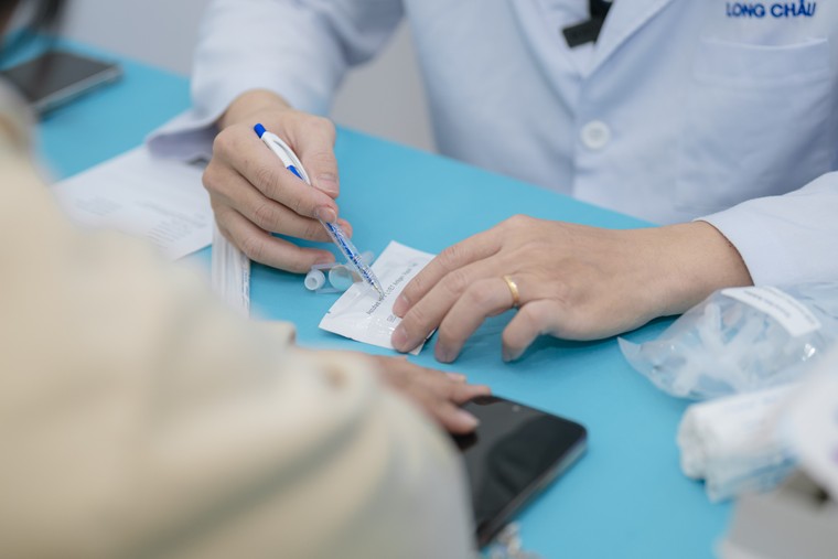 Đưa giải pháp tầm soát nguy cơ HPV đến gần người dân, Long Châu tạo “cú hích” phòng bệnh chủ động ảnh 3