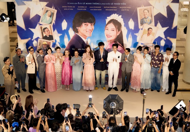 “Hẹn em ngày nhật thực”: vẻ đẹp và nỗi đau tình đầu chưa nguôi ảnh 2