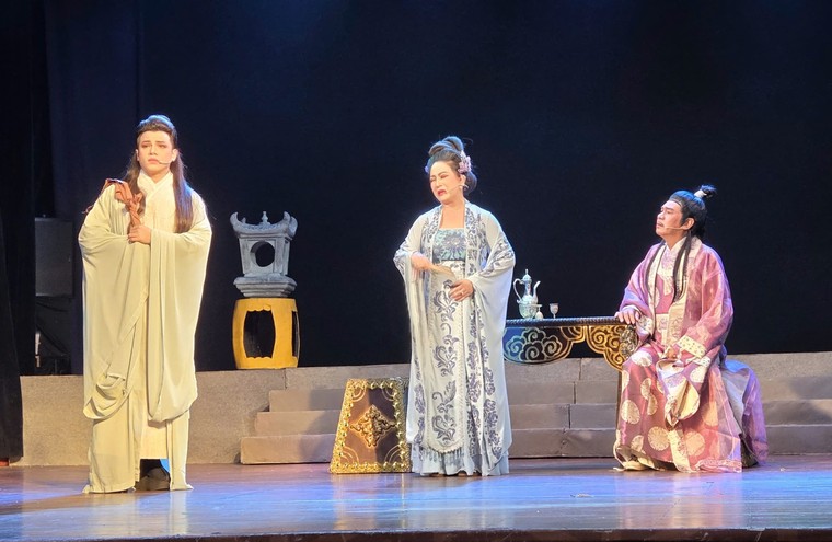 Đề tài liêu trai lên sân khấu cải lương ảnh 1