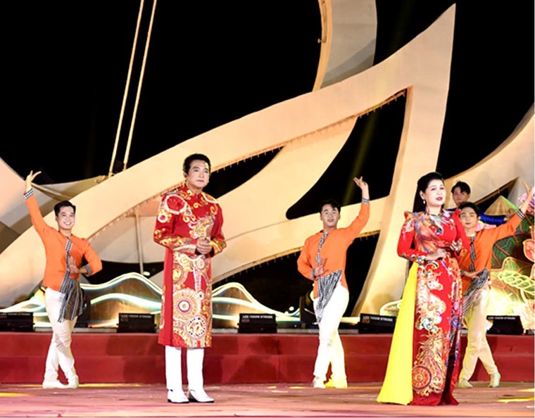 Vầng trăng cổ nhạc, Bông lúa vàng về Cà Mau ảnh 2