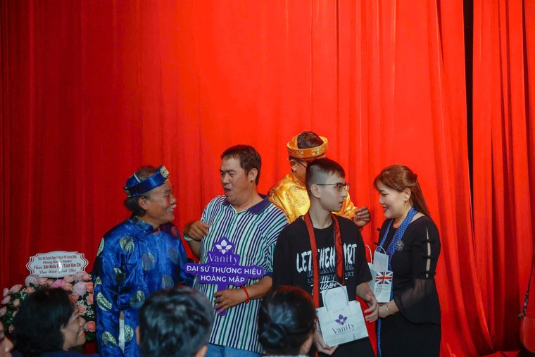 NSND Trịnh Kim Chi phát triển kịch ngắn châm biếm, hài hước ảnh 1